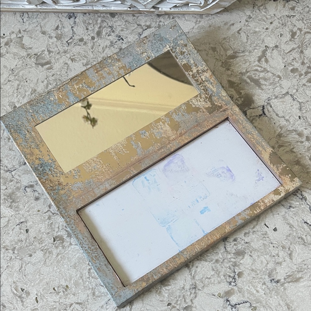 Marbled Seint Makeup Palette - Picture 2 of 4